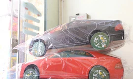 Biệt thự, xe sang cho người cõi âm lên kệ phục vụ Rằm tháng 7