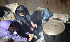 Buốt lòng nhìn trẻ em vùng cao Y Tý trong đợt rét cắt da cắt thịt