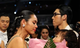 Phương Thanh 'vồ ếch', Hoàng My dừng cuộc chơi