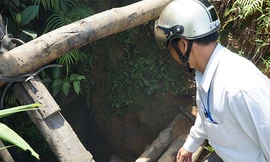 Khu vực hầm bị sập ở độ sâu hàng trăm mét nên việc tìm kiếm gặp nhiều khó khăn. Ảnh: Thu Bồn/ VnExpress