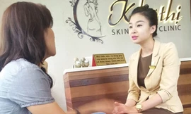 Căng da mặt bằng vàng: Giá 400 triệu