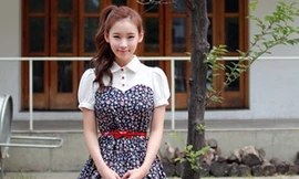 Váy liền cổ sơ mi dịu dàng cho bạn gái