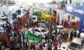 Thị trường xe giảm vì tháng 7 âm lịch