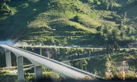 Vận hành thử nghiệm cầu cạn có trụ cao nhất Việt Nam 