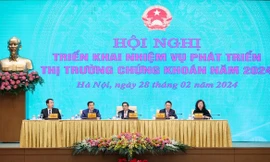 Chứng khoán là kênh huy động vốn không thể thiếu với doanh nghiệp