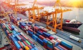  Việt Nam xuất siêu đạt hơn 12 tỷ USD