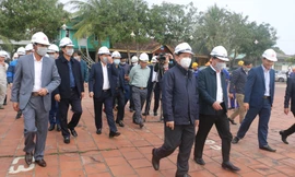 Bộ trưởng Bộ GTVT đốc tiến độ dự án cầu Cửa Hội