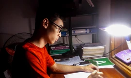 Thí sinh duy nhất ở Nghệ An đạt điểm 10 Vật Lý sẽ chọn trường Đại học nào?