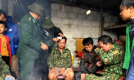 Tàu chở gần 3.000 tấn vôi gặp nạn, 8 thuyền viên may mắn được cứu