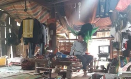 Rơi nước mắt với gia cảnh nam sinh bị trường Sỹ quan Thông tin trả về