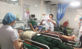 Nạn nhân kể giây phút kinh hoàng xe chở đoàn du lịch đâm đuôi container