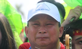 Giọt nước mắt hạnh phúc của Hiệu trưởng trường chuyên Phan Bội Châu