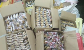 Phạt 30 triệu đồng người đàn ông kinh doanh bánh trung thu không rõ nguồn gốc