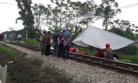 Người phụ nữ bị tàu hỏa đâm tử vong khi trên đường về nhà