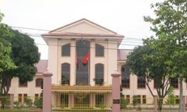 Vì sao hàng trăm cán bộ ở Nghệ An xin nghỉ hưu trước tuổi?