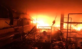 Cháy dữ dội trong đêm tại cửa hàng điện máy, thiệt hại hơn 2 tỷ đồng