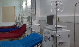 Đang điều trị chạy thận, hàng trăm bệnh nhân buộc phải chuyển viện