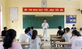 Nghệ An cảnh giác với gian lận thi cử công nghệ cao