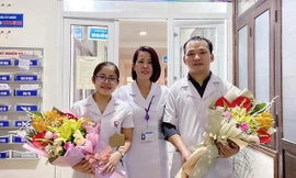 Nữ bác sĩ 2 lần hoãn cưới xung phong vào tâm dịch: Hết dịch sẽ về lo tổ ấm