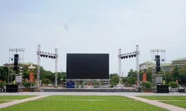 Màn hình Led 70m2 đã được lắp đặt tại Quảng trường Hồ Chí Minh.