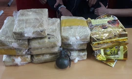 Đối tượng ma túy rút chốt lựu đạn chống trả quyết liệt khi bị vây bắt