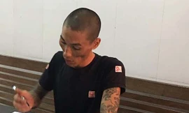 Tạm giữ hình sự đối tượng ném con từ mái nhà xuống đất