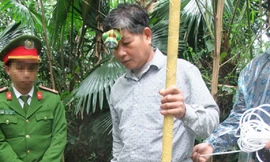 Đối tượng thực nghiệm tại hiện trường. Ảnh: Đức Vũ