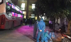 Chặn xe khách trong đêm, đưa bảy người Trung Quốc nhập cảnh trái phép đi cách ly