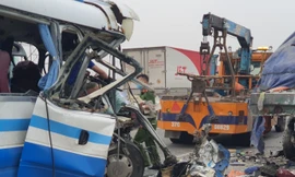 Tin mới vụ tai nạn kinh hoàng khiến 22 người thương vong tại Nghệ An