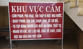Hàng loạt trụ sở UBND ở Nghệ An dựng biển cấm quay phim, chụp ảnh