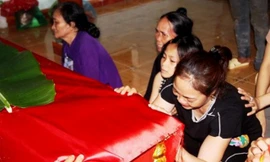 Tang thương bao trùm làng quê 5 học sinh đuối nước khi dã ngoại