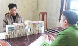 Người đàn ông phá ba lớp cửa trộm gần 1 tỷ đồng