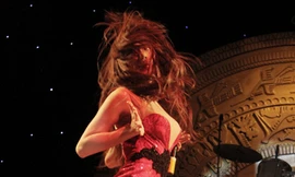 Méo mó showbiz Việt