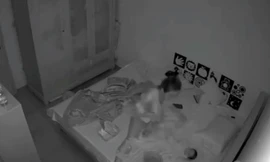 Bảo mẫu bạo hành bé 1 tháng tuổi ở Hà Nội được trả 60 triệu đồng/tháng