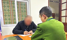 Xử phạt người đàn ông dựng bãi trông xe trái phép ở khu vực hồ Hoàn Kiếm