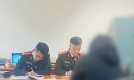 Người phụ nữ tung tin ‘xét nghiệm kẹo có ma túy’ ở Hà Nội bị phạt 7,5 triệu đồng
