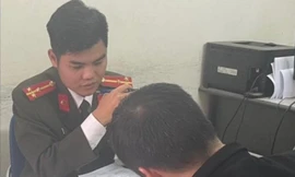 Người đàn ông ở Hà Nội đăng clip ‘gọi hồn’ trên mạng xã hội