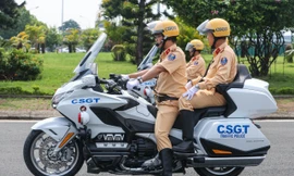 Ngắm dàn siêu xe Honda Gold Wing 2023 của CSGT dẫn đoàn