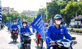 Hàng trăm người tham gia mít tinh hưởng ứng ‘Ngày toàn dân phòng, chống mua bán người’
