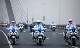 Cận cảnh dàn xe dẫn, đón đoàn khách quốc tế thăm Việt Nam