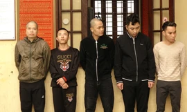 Bắt nhóm 'Những người vỡ nợ vì tài xỉu muốn làm liều' 