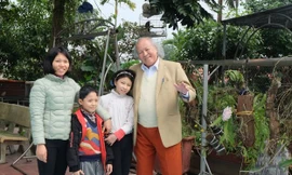 Bí quyết giữ gìn hôn nhân hạnh phúc của cặp đôi chồng 91 vợ 38 tuổi