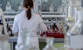 Mỹ bị tố lập phòng thí nghiệm sinh học trên toàn cầu. Ảnh: Spunik