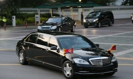 Chiếc xe Mercedes-Benz S600 Pullman Guard vẫn được ông Kim Jong-un mang sang Hà Nội lần này. Ảnh: Business Insider