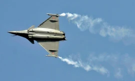 Máy bay Ấn Độ không kích 'trại khủng bố' ở Pakistan