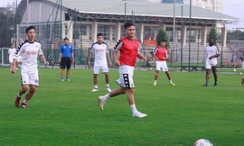 CLB Hà Nội có buổi tập nhẹ nhàng trước trận Siêu Cúp