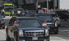 Nhìn lại 2 đoàn xe hộ tống các ông Trump-Kim tại cuộc gặp ở Singapore