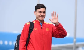 Thủ Thành Đặng Văn Lâm trong ngày về Việt Nam 26/1.