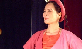 NSND Lê Khanh tự nhận là... chúa chổm