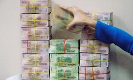 Những khoảng trống lãi suất 2013